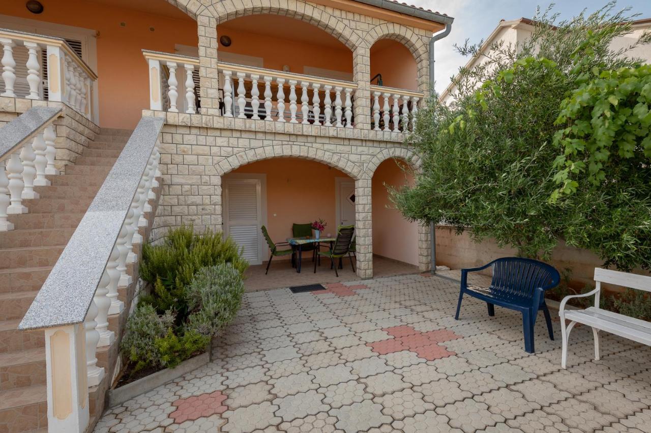Apartman Kristo Вир Экстерьер фото